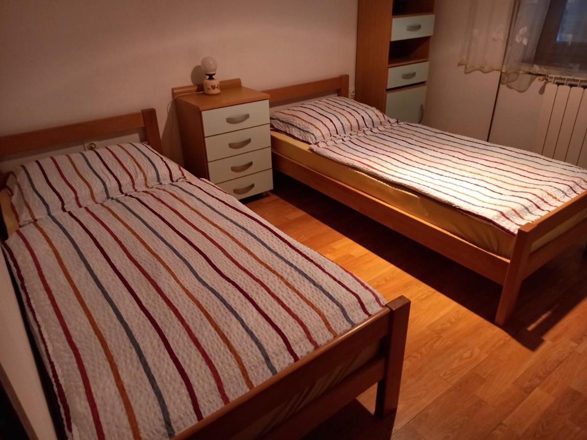 Apartmaji Ursic コバリード エクステリア 写真