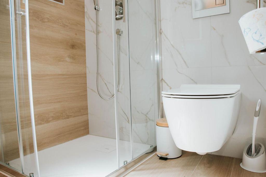 Apartmaji Ursic コバリード エクステリア 写真