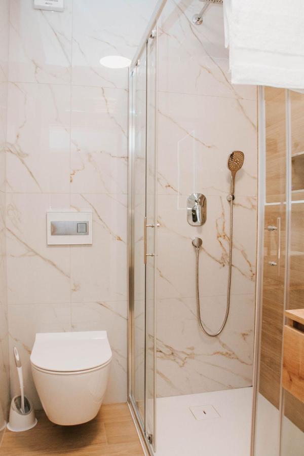Apartmaji Ursic コバリード エクステリア 写真