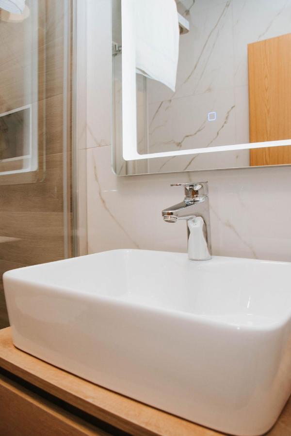 Apartmaji Ursic コバリード エクステリア 写真