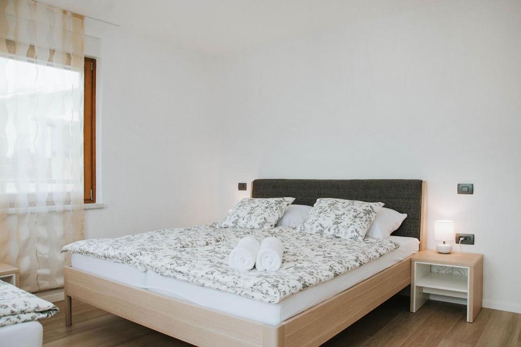 Apartmaji Ursic コバリード エクステリア 写真